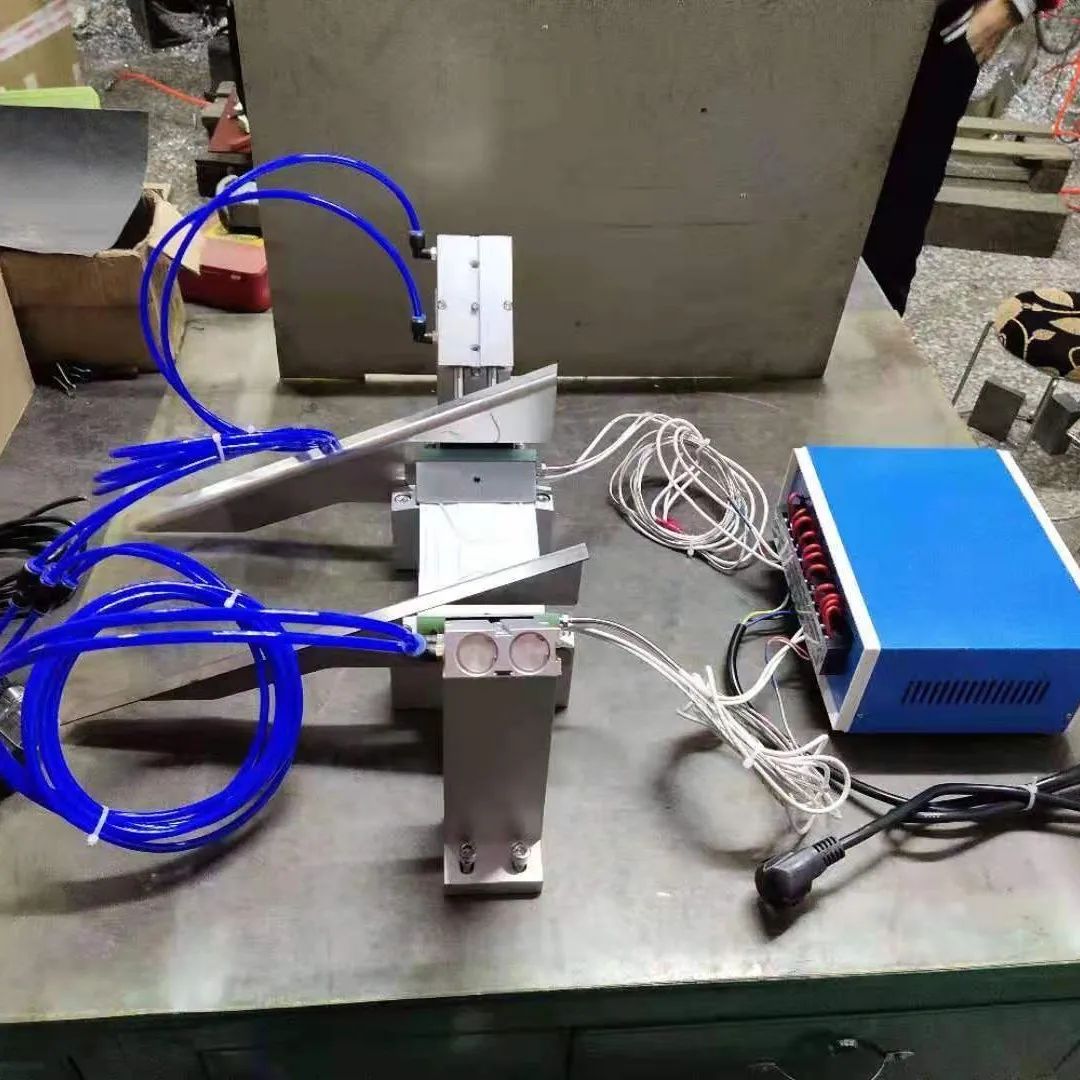 ironing and pressing ear-loop fold ear rope direction string unit set for flat mask welding machine
ironing and pressing ear-loop fold ear rope direction string unit set for flat mask welding machine
