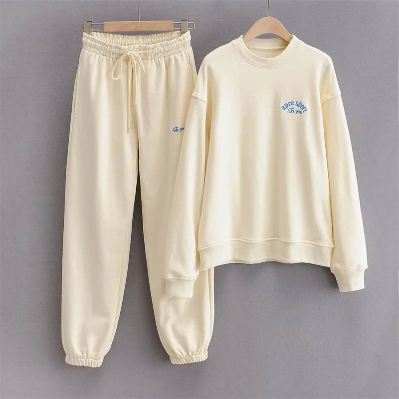 TVVOVVIN Women Embroidery Letters Oversized Sweatshirt And Embroidery Letter Joggers Oversized SET Fashion PL2N
TVVOVVIN Women Embroidery Letters Oversized Sweatshirt And Embroidery Letter Joggers Oversized SET Fashion PL2N