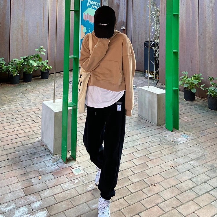 2 colors 2020 autumn winter thick warm women sweatpants female letter high elastic waist sporty style pants female (F4168
2 colors 2020 autumn winter thick warm women sweatpants female letter high elastic waist sporty style pants female (F4168