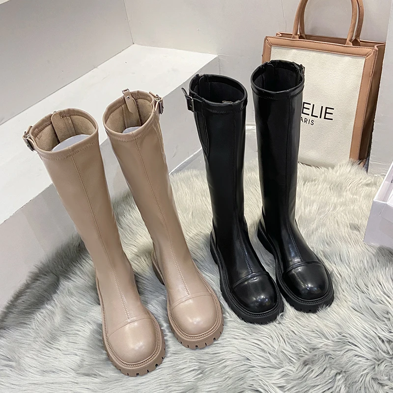 Облегающие сапоги до бедра на плоской подошве, женские сапоги до колена на платформе, черные зимние длинные мотоциклетные сапоги для женщин 
Облегающие сапоги до бедра на плоской подошве, женские сапоги до колена на платформе, черные зимние длинные мотоциклетные сапоги для женщин
