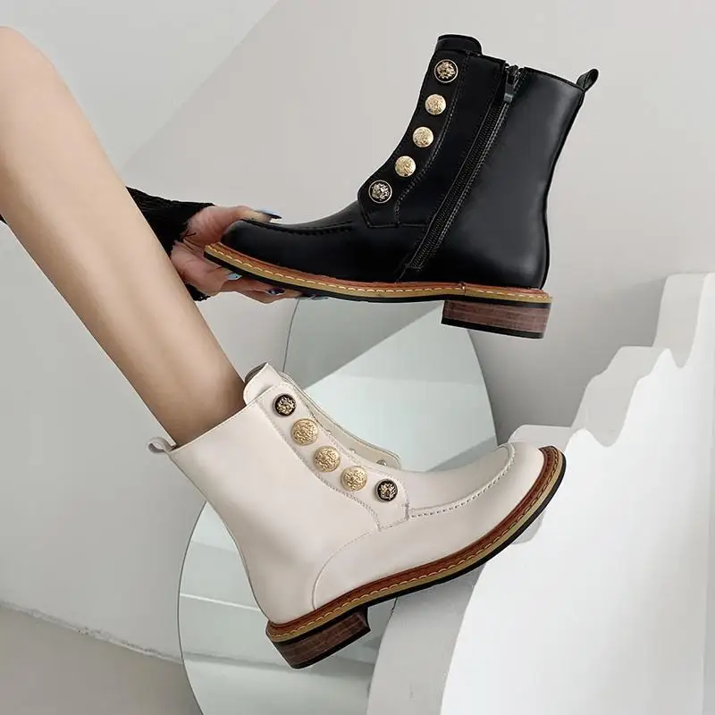 PAMANNI Women's Modern Boots New Design British Style Vintage Female Shoes Slip-on Block Heels Fashion Plus Size Lady Ankle Boot
PAMANNI Women's Modern Boots New Design British Style Vintage Female Shoes Slip-on Block Heels Fashion Plus Size Lady Ankle Boot