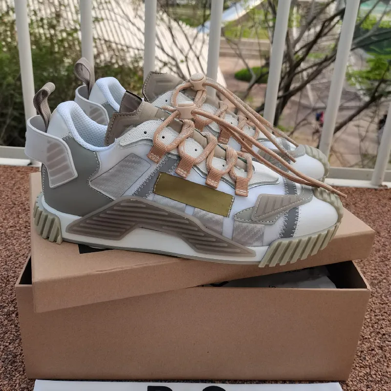 Top Quality Mixed Color Woman Sneakers Hot Sale Fashion Woman Sport Shoes Flat Casual Outdoor Shoes Designer Genuine Leather
Top Quality Mixed Color Woman Sneakers Hot Sale Fashion Woman Sport Shoes Flat Casual Outdoor Shoes Designer Genuine Leather