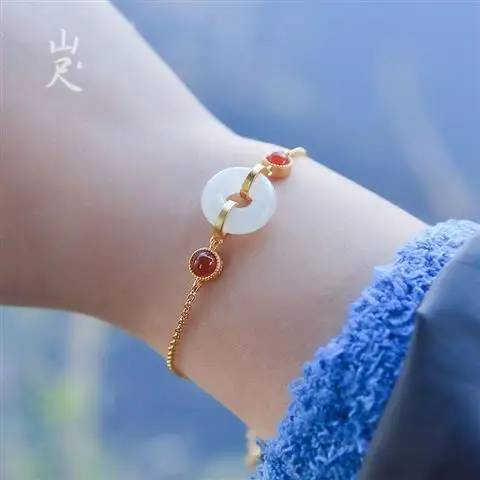 Anze Natural Hetian Jade White Jade Safety Buckle Bracelet S925 Sterling Silver Chain Simple Fashion Elegant to Give Mom
Anze Natural Hetian Jade White Jade Safety Buckle Bracelet S925 Sterling Silver Chain Simple Fashion Elegant to Give Mom