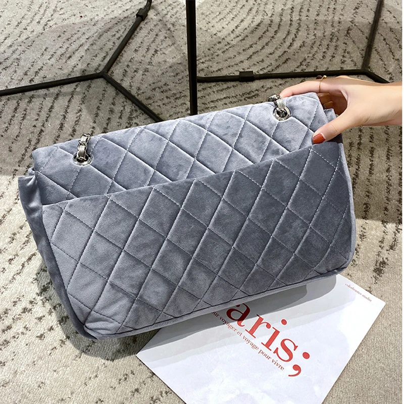 New Design Velvet Trendy Fashion Square Bag Crossbody Bag Woman Handbag Shoulder Bag
New Design Velvet Trendy Fashion Square Bag Crossbody Bag Woman Handbag Shoulder Bag