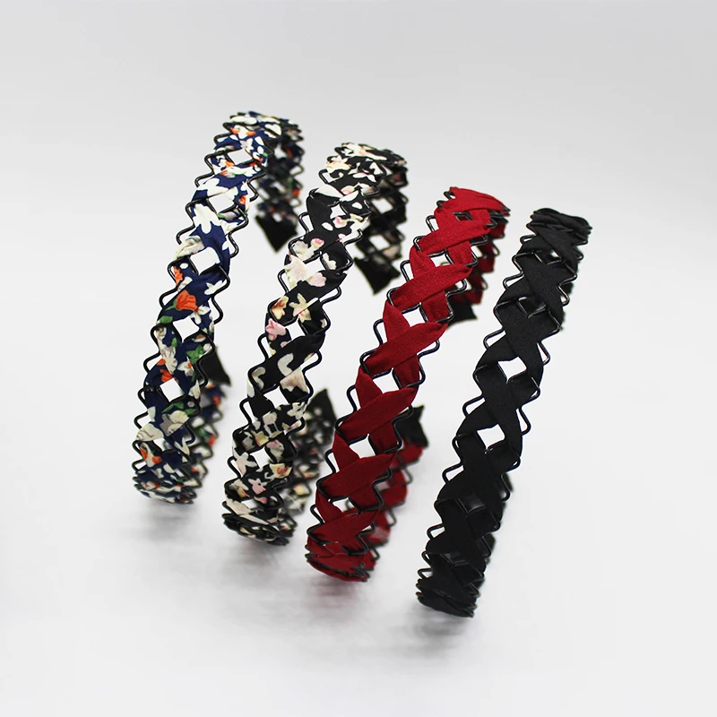 Metal Wavy Hair Hoop Hair Handmade Headbands For Women Lady Simple Sweet Girls Children Hair Hoop Hair Accessories Headwear
Metal Wavy Hair Hoop Hair Handmade Headbands For Women Lady Simple Sweet Girls Children Hair Hoop Hair Accessories Headwear