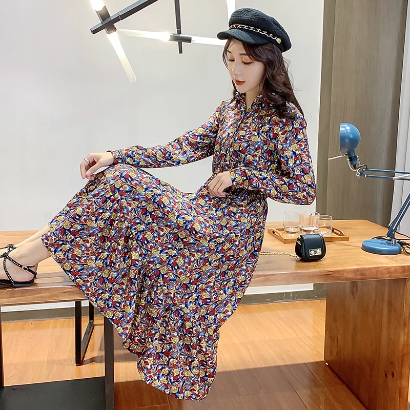 Women Chiffon Dress Vintage Floral Printed Long Sleeve V-neck Casual Loose Dresses Female Boho Vestidos 2020 Spring Summer 
Women Chiffon Dress Vintage Floral Printed Long Sleeve V-neck Casual Loose Dresses Female Boho Vestidos 2020 Spring Summer