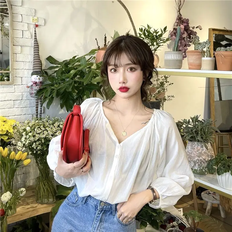 Summer Korean Style Solid Blouse Women Sweet Designer Ethos Fit Chic Button Ruffles Blouse Shirt Female Casual Kawaii Tops 2021
Summer Korean Style Solid Blouse Women Sweet Designer Ethos Fit Chic Button Ruffles Blouse Shirt Female Casual Kawaii Tops 2021