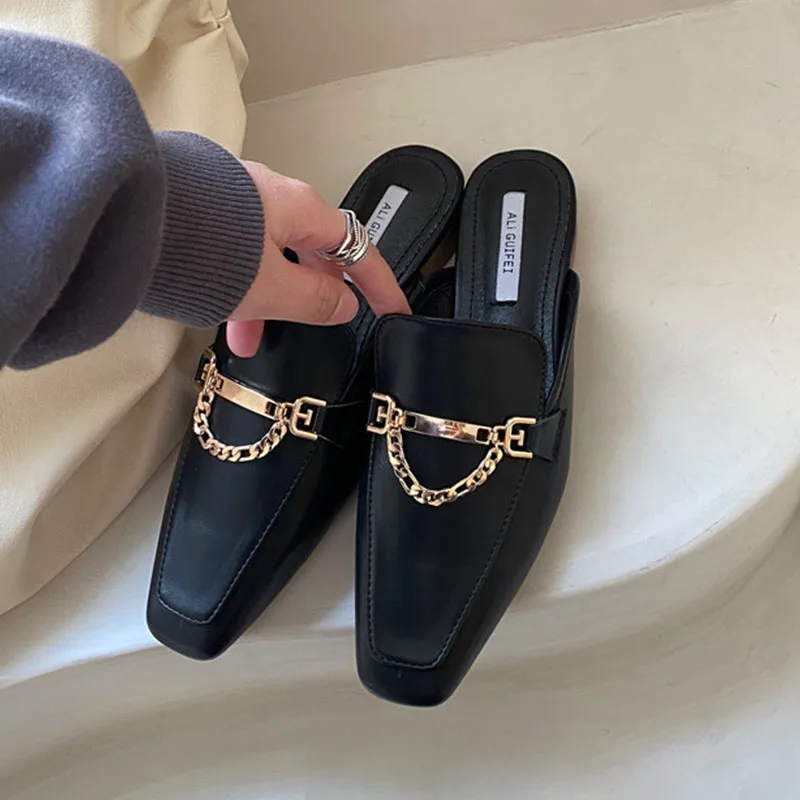 British Style Mule Slippers Women Flat Heel Shoes Brand Chain Slides New Spring Loafers Casual Flip Flops Female Outdoor Slipper
British Style Mule Slippers Women Flat Heel Shoes Brand Chain Slides New Spring Loafers Casual Flip Flops Female Outdoor Slipper