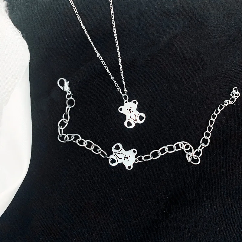 Stainless Steel Chain Vintage Punk Bear Heart Pendant Necklace For Women Hiphop Treandy Jewelry Girl Cool Gifts Party
Stainless Steel Chain Vintage Punk Bear Heart Pendant Necklace For Women Hiphop Treandy Jewelry Girl Cool Gifts Party