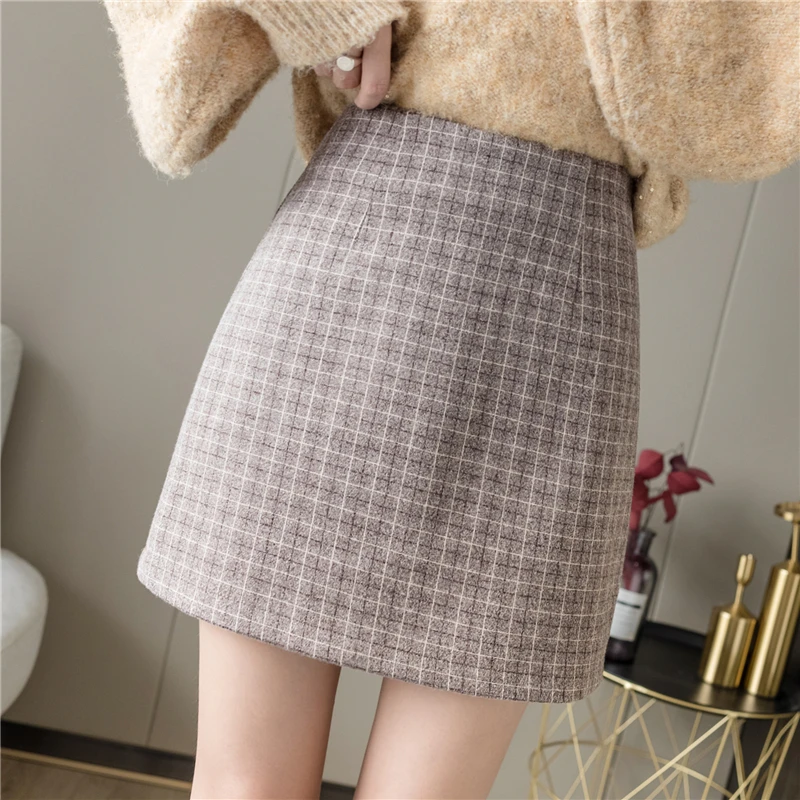 New Autumn Winter Plaid Wool Skirt Women Fashion High Waist A-line Woolen Mini Skirt Female Casual All-match Short Skirts
New Autumn Winter Plaid Wool Skirt Women Fashion High Waist A-line Woolen Mini Skirt Female Casual All-match Short Skirts