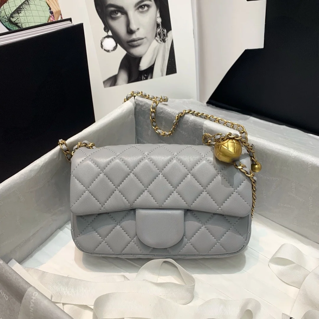 2021 Fashion Small Shoulder Bag Quality Chain Leather Solid Color Crossbody Bags for Women Female Handbag Luxury Brand Handbag
2021 Fashion Small Shoulder Bag Quality Chain Leather Solid Color Crossbody Bags for Women Female Handbag Luxury Brand Handbag