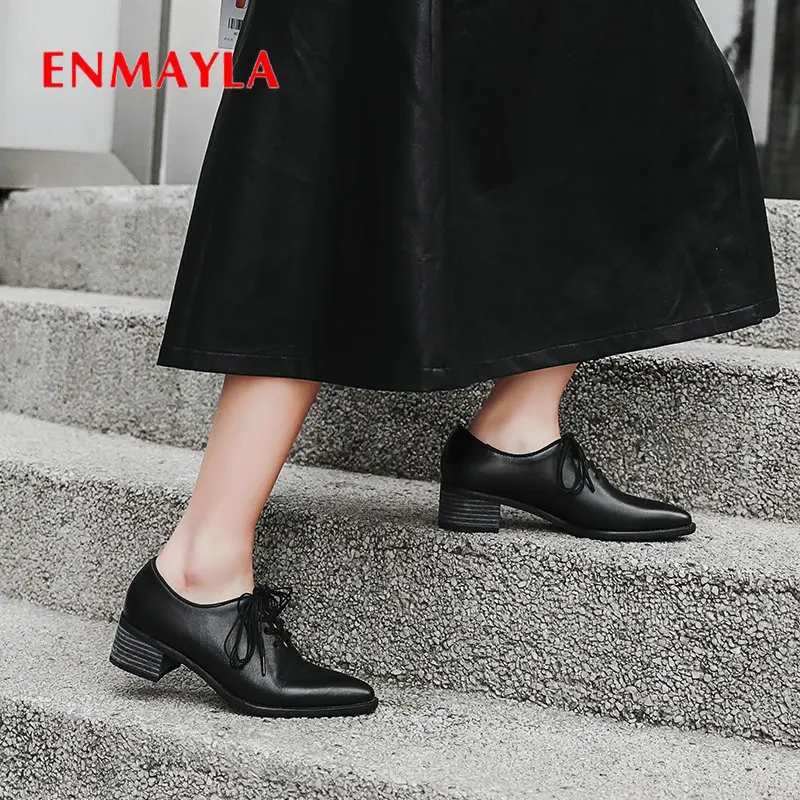 ENMAYLA 2020 Women Shoes Basic Square Heel Sweet Slip-On Pointed Toe Genuine Leather Casual Butterfly-knot Wedding Shoes 34-39
ENMAYLA 2020 Women Shoes Basic Square Heel Sweet Slip-On Pointed Toe Genuine Leather Casual Butterfly-knot Wedding Shoes 34-39