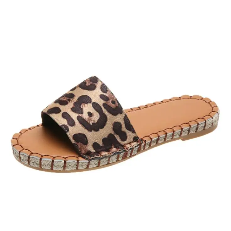 Women Sandals 2021 Summer New Women's Shoes Outer Wear Hemp Rope Leopard Print Flat Slippers Women Plus Size 43 Zapatillas Muje
Women Sandals 2021 Summer New Women's Shoes Outer Wear Hemp Rope Leopard Print Flat Slippers Women Plus Size 43 Zapatillas Muje