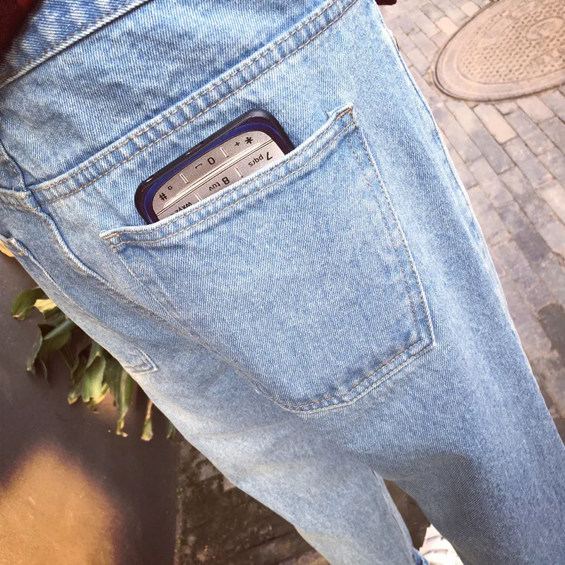 2021 2020 Fashion Casual men's summer new light blue cropped jeans men's feet pants slim light blue pants men's harem pants
2021 2020 Fashion Casual men's summer new light blue cropped jeans men's feet pants slim light blue pants men's harem pants
