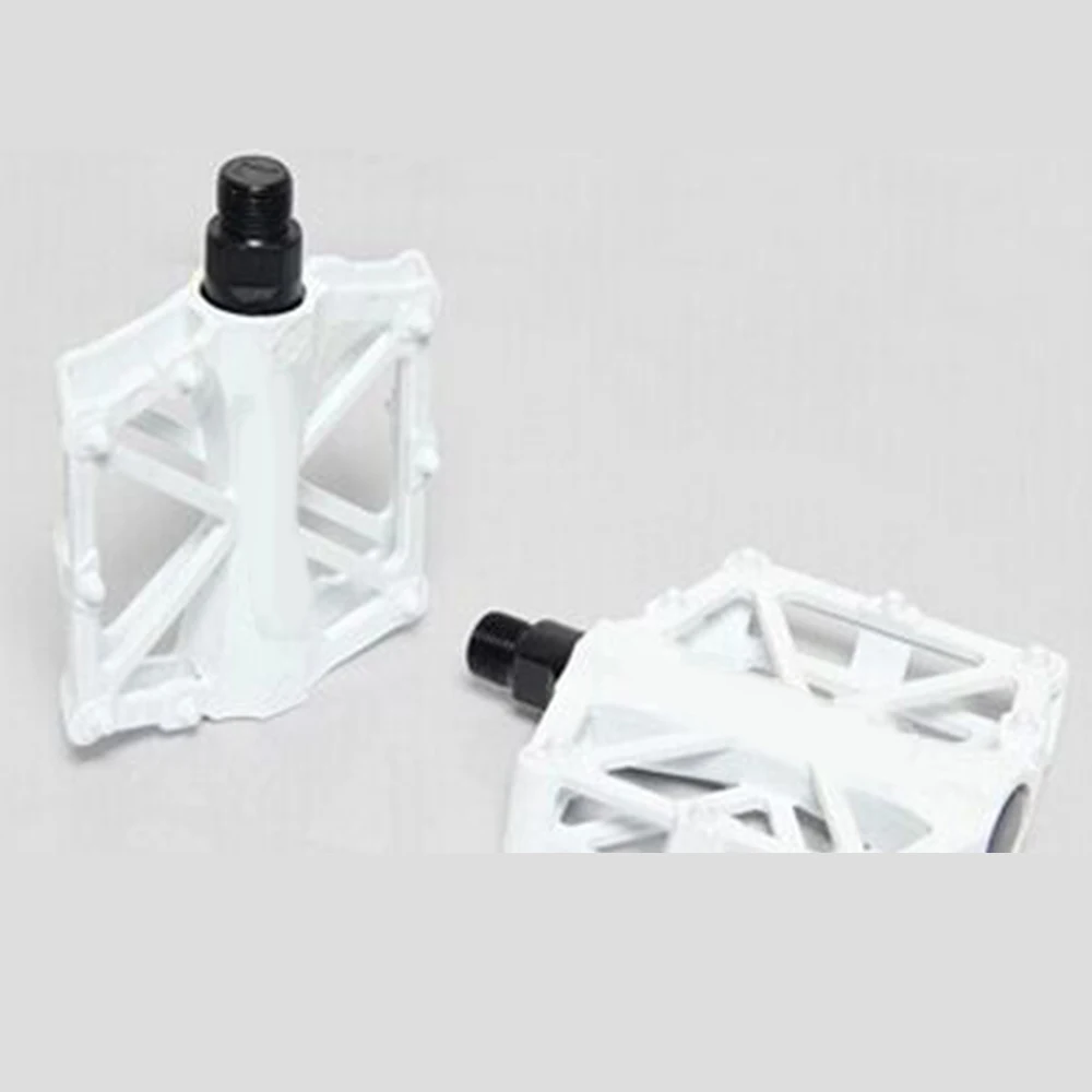 Bicycle Bearing Pedals Ultralight Aluminum Alloy Pedal Riding Bicycle Accessories
Bicycle Bearing Pedals Ultralight Aluminum Alloy Pedal Riding Bicycle Accessories