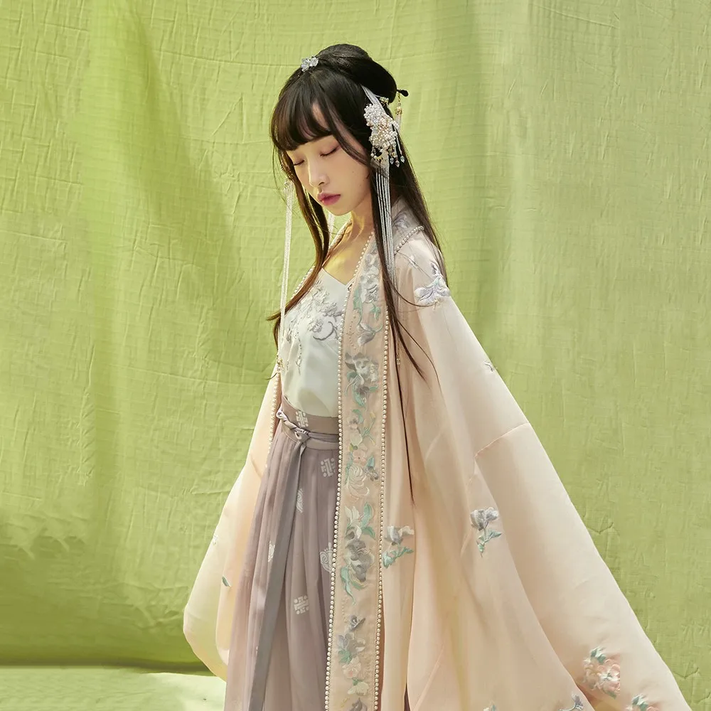Embroidery hanfu chinese Traditional Retro Dance Costume Chinese Style Fairy Folk Dress Hanfu for Women Girl Fancy Top Skirt
Embroidery hanfu chinese Traditional Retro Dance Costume Chinese Style Fairy Folk Dress Hanfu for Women Girl Fancy Top Skirt
