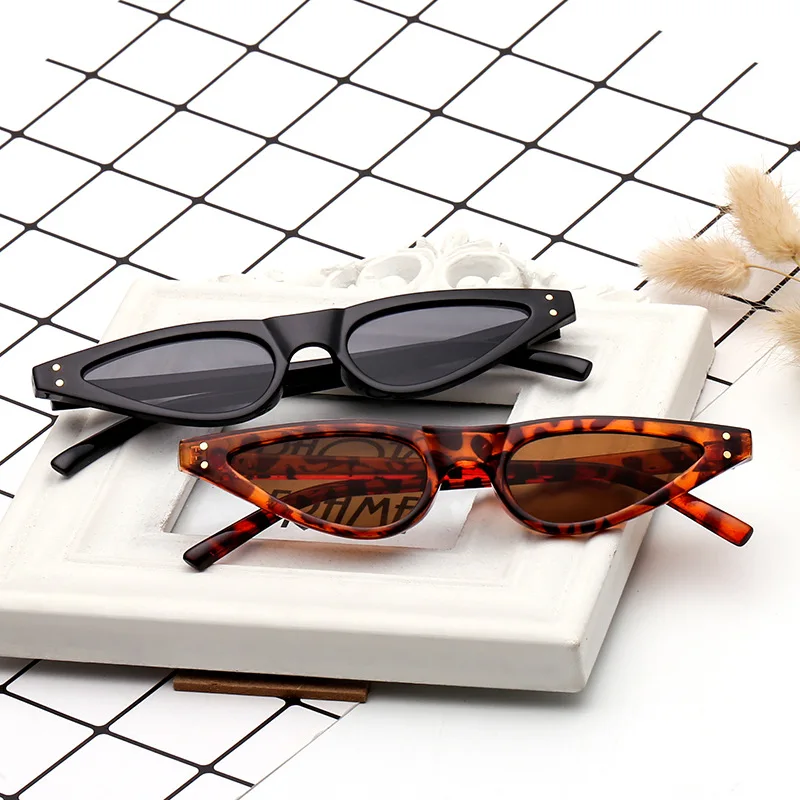Small Vintage Triangle Sunglasses Cat Eye Shade For Women Ocean Lens Glasses Men Steampunk Eyeglasses Rivet Glass Mirror MM87
Small Vintage Triangle Sunglasses Cat Eye Shade For Women Ocean Lens Glasses Men Steampunk Eyeglasses Rivet Glass Mirror MM87