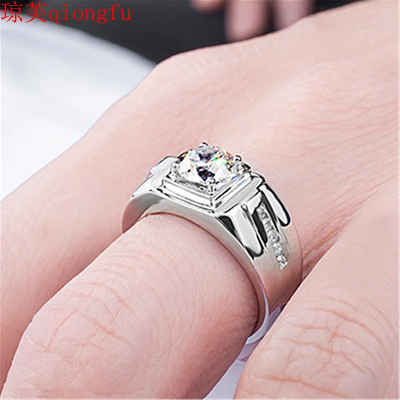 Qiongfu New Fashion Romantic Men's Ring S925 Platinum Plated Moissanite Ring Luxury Jewelry Accessories Gift Wedding accessories 
Qiongfu New Fashion Romantic Men's Ring S925 Platinum Plated Moissanite Ring Luxury Jewelry Accessories Gift Wedding accessories
