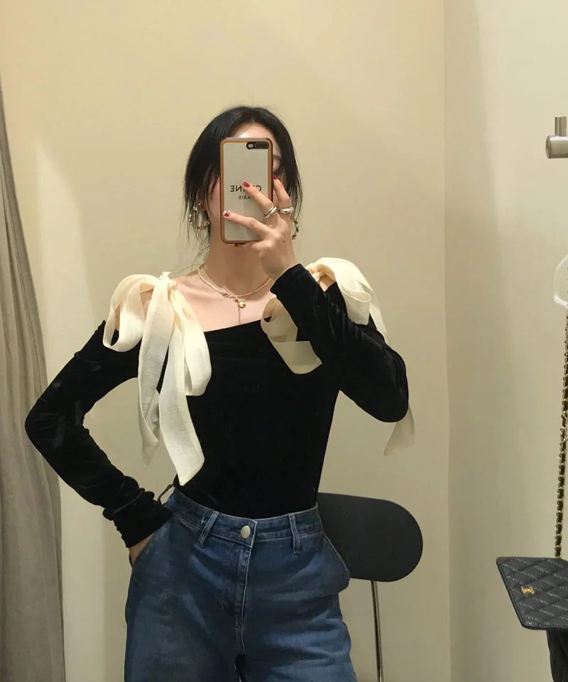 off-Shoulder Long-Sleeved T-shirt for Women 2021 Spring New Design Sense Bow Shoulder-Baring Slimming Velvet Top Ins Fashion
off-Shoulder Long-Sleeved T-shirt for Women 2021 Spring New Design Sense Bow Shoulder-Baring Slimming Velvet Top Ins Fashion