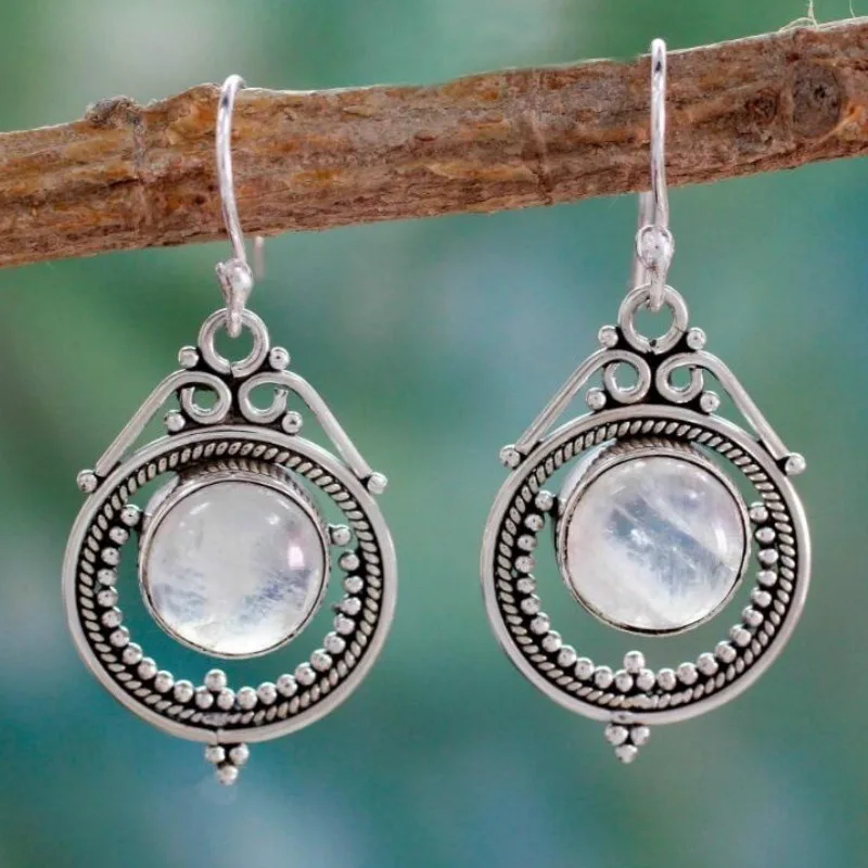 New Style Earrings Retro Moonstone Earrings European and American Women's Earrings Accessories Party Gifts Earrings Trendy 2021
New Style Earrings Retro Moonstone Earrings European and American Women's Earrings Accessories Party Gifts Earrings Trendy 2021