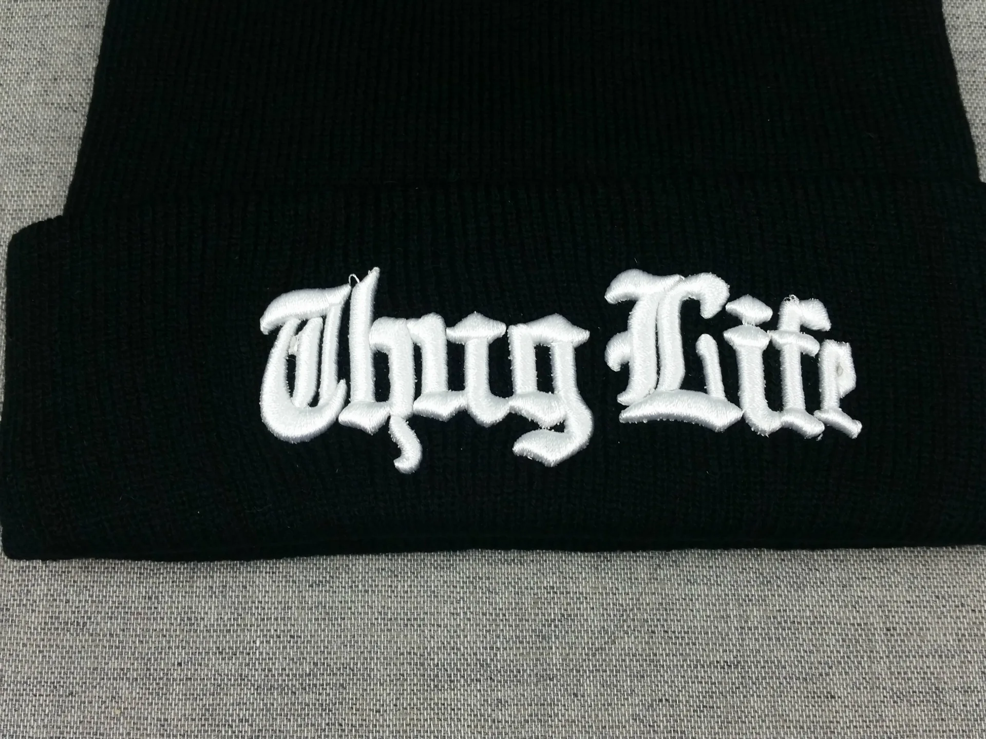 Leisure Knit Hat Fashion embroidery Winter Hats Casual Beanie For Men Women Fashion Knitted Winter Hat Hip-hop Skullies Hat
Leisure Knit Hat Fashion embroidery Winter Hats Casual Beanie For Men Women Fashion Knitted Winter Hat Hip-hop Skullies Hat