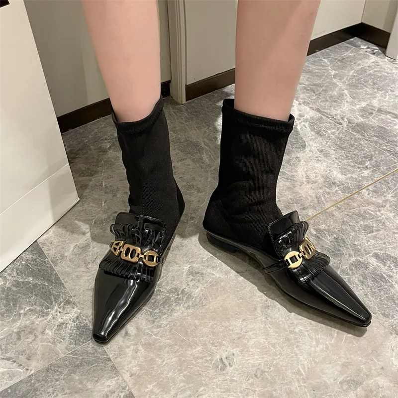 LEOPRAD LAND 2021 Women Point Toe Sock Boots New Women's Shoes British Style Splicing Metal Tassel Pointed Flat CWF
LEOPRAD LAND 2021 Women Point Toe Sock Boots New Women's Shoes British Style Splicing Metal Tassel Pointed Flat CWF
