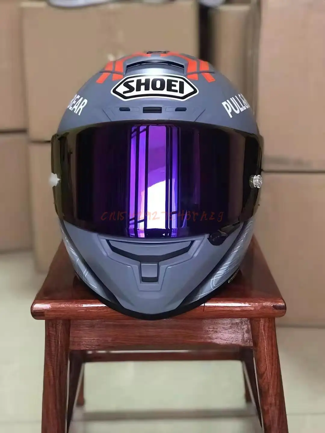 Высококачественный мотоциклетный шлем ABS SHOEI X-четырнадцать серый красный муравей индивидуальный шлем четыре сезона для мужчин и женщин полный шлем
Высококачественный мотоциклетный шлем ABS SHOEI X-четырнадцать серый красный муравей индивидуальный шлем четыре сезона для мужчин и женщин полный шлем