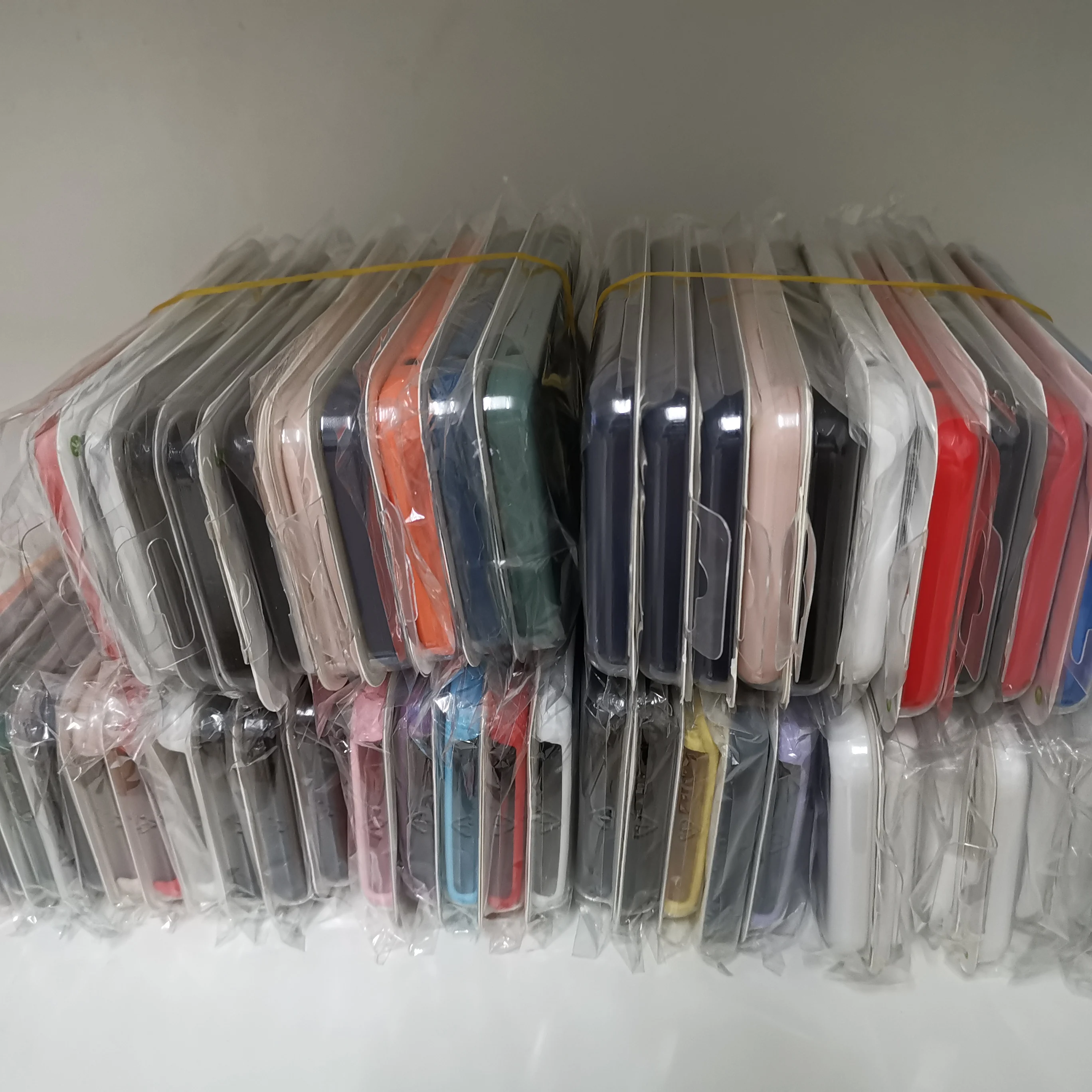 100Pcs/lot Official Silicone Case For iPhone13 12 12 11pro 11 pro max XR X XS Max Case For Apple iPhone 7 8 Cover Case
100Pcs/lot Official Silicone Case For iPhone13 12 12 11pro 11 pro max XR X XS Max Case For Apple iPhone 7 8 Cover Case