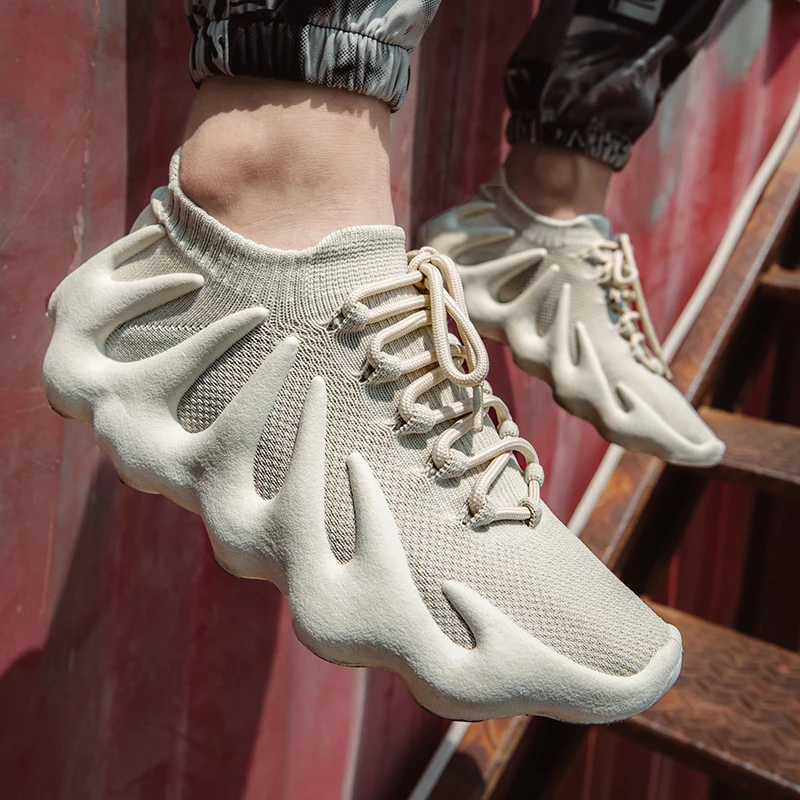 Designer men's shoes, high-quality brand-name octopus flying woven sneakers, mesh breathable men and women couple casual shoes
Designer men's shoes, high-quality brand-name octopus flying woven sneakers, mesh breathable men and women couple casual shoes