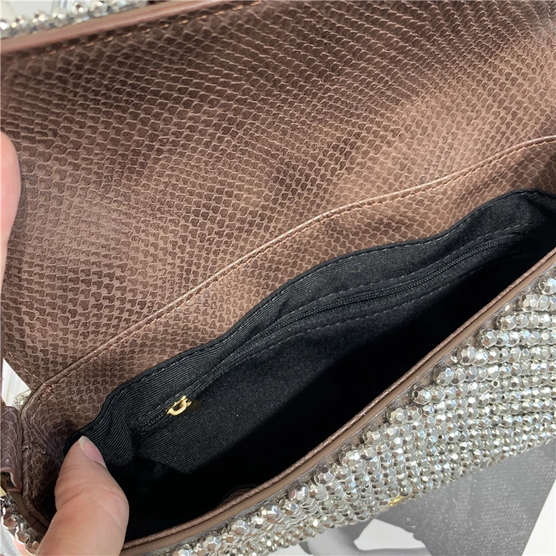 2021 new luxury big brand heavy industry beaded diamond women's bag underarm bag baguette bag handbag shoulder bag female
2021 new luxury big brand heavy industry beaded diamond women's bag underarm bag baguette bag handbag shoulder bag female