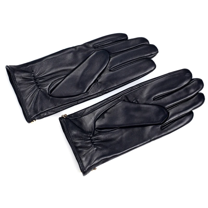 women new winter warm with side zipper real leather short gloves black 
women new winter warm with side zipper real leather short gloves black