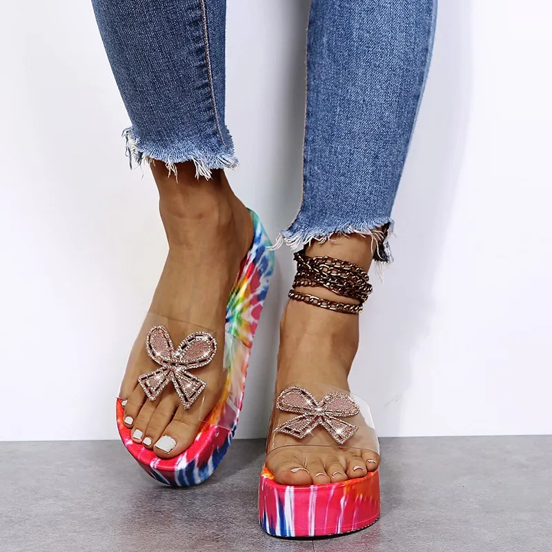 Women's shoes explosion models pregnant women sandals and slippers women fashion wild personality beach shoes trend comfortable
Women's shoes explosion models pregnant women sandals and slippers women fashion wild personality beach shoes trend comfortable