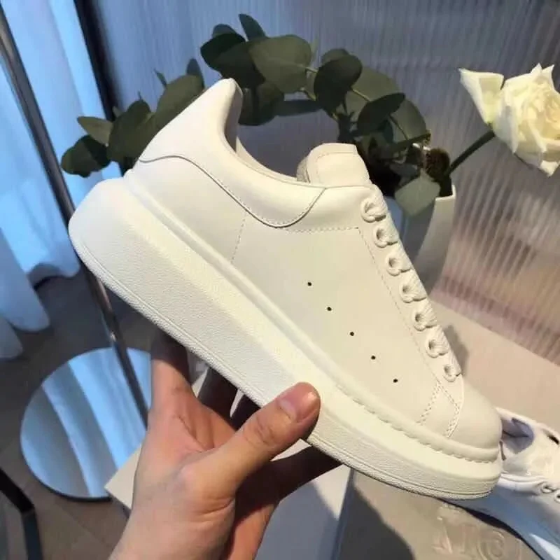 Original designer Alexander fashion luxury brand new high platform shoes white sneakers leisure some coach Zapatos men and women
Original designer Alexander fashion luxury brand new high platform shoes white sneakers leisure some coach Zapatos men and women