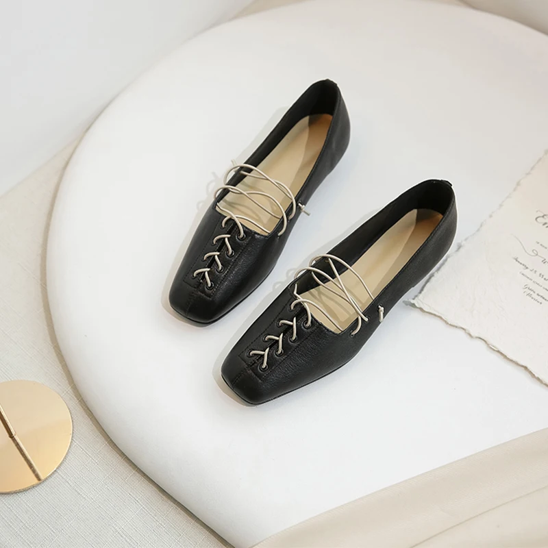 ISNOM Cross Bandage Flats Lace Up Women Casual Shoes Squre toe Boat Flat Shoes Cow Leather Leisure Shoes Women
ISNOM Cross Bandage Flats Lace Up Women Casual Shoes Squre toe Boat Flat Shoes Cow Leather Leisure Shoes Women