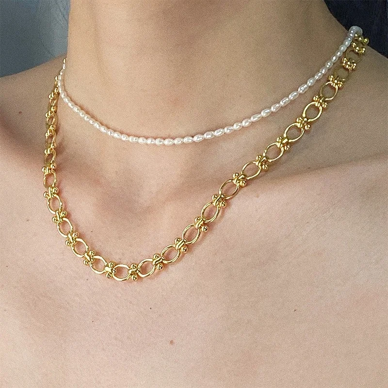 Медное летнее ожерелье в ретро стиле с подвесками в виде уличной съемки
Медное летнее ожерелье в ретро стиле с подвесками в виде уличной съемки