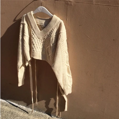 Casual V-neck Sweet Sweater Auturm Knitted Sweater Women Pullovers Regular Twisted Back Lace-up Pullover Sweaters CL043 
Casual V-neck Sweet Sweater Auturm Knitted Sweater Women Pullovers Regular Twisted Back Lace-up Pullover Sweaters CL043