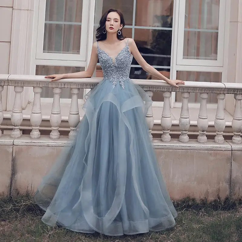 Fashion Sexy Sling Evening Dresses Lace Appliques Backless Floor Length Banquet Prom Gown Luxury Women Host Slim Dress
Fashion Sexy Sling Evening Dresses Lace Appliques Backless Floor Length Banquet Prom Gown Luxury Women Host Slim Dress