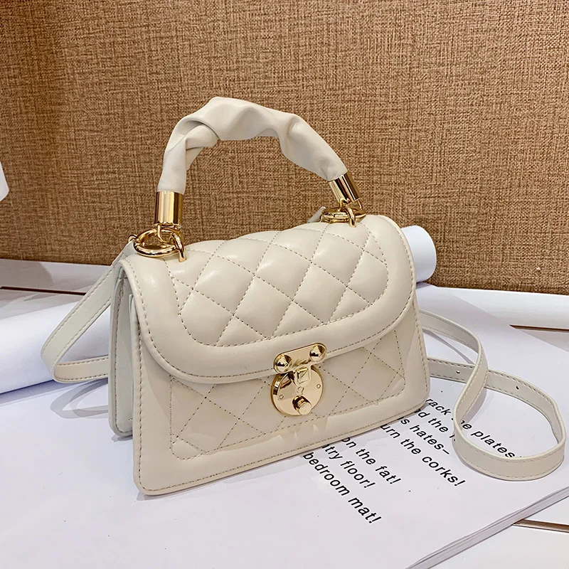 Leather Messenger Shoulder Bags for Women 2021 Summer New Style Solid Color Small Square Female Bag Luxury Designer Purses
Leather Messenger Shoulder Bags for Women 2021 Summer New Style Solid Color Small Square Female Bag Luxury Designer Purses
