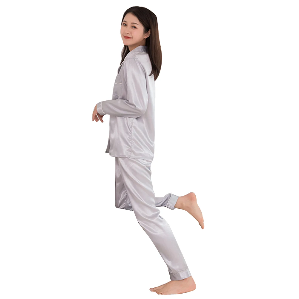 2020 Newest Women Silk Satin Pajamas Set Couples Solid Color Long Sleeve Sleepwear Suit Plus Size 2XL
2020 Newest Women Silk Satin Pajamas Set Couples Solid Color Long Sleeve Sleepwear Suit Plus Size 2XL