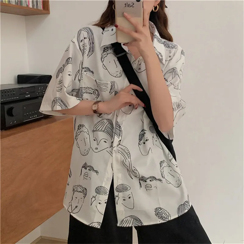Hzirip 2021 Loose Chic Casual Short Sleeves Oversize New Printed Cartoon Retro Gentle Brief OL High Quality Femme Girls Shirts 
Hzirip 2021 Loose Chic Casual Short Sleeves Oversize New Printed Cartoon Retro Gentle Brief OL High Quality Femme Girls Shirts
