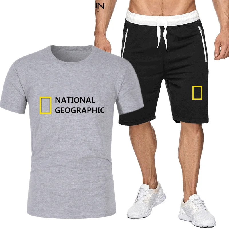 Men's brand sportswear shorts suit short-sleeved breathable T-shirt shorts casual wear men's basketball training suit
Men's brand sportswear shorts suit short-sleeved breathable T-shirt shorts casual wear men's basketball training suit