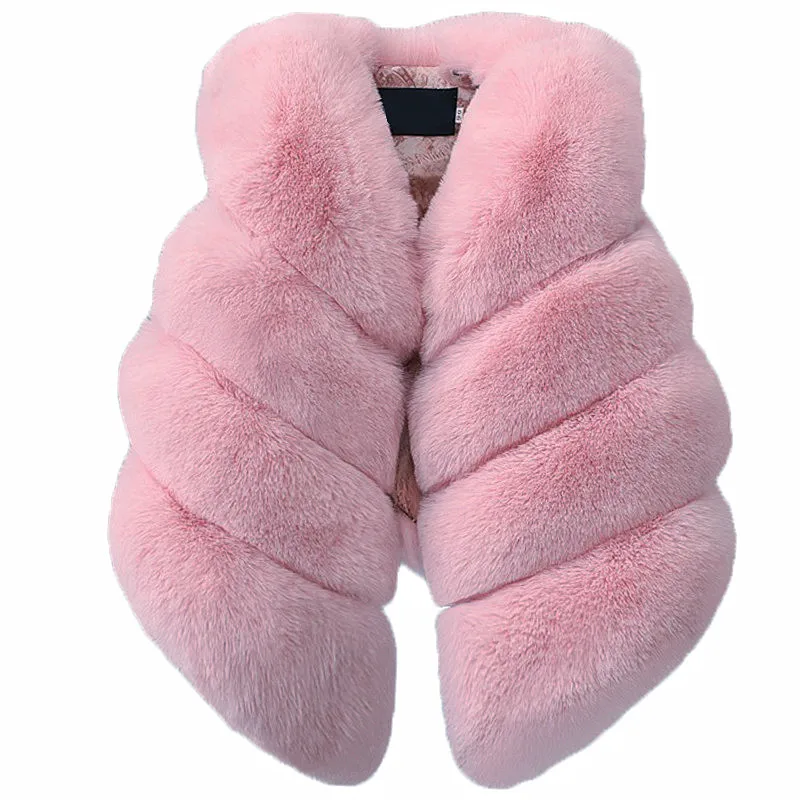 Girls' coat 2020 winter new baby girl Plush faux fur plush coat vest for children 6-24 months with cotton warm vest coat
Girls' coat 2020 winter new baby girl Plush faux fur plush coat vest for children 6-24 months with cotton warm vest coat