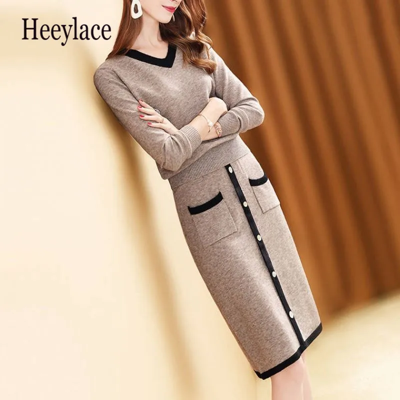 2020 Skirt 2 Pieces Sets Autumn Winter Korean Temperament Women Sets Gffice Lady Sweater And Knitting Skirt Female Suits
2020 Skirt 2 Pieces Sets Autumn Winter Korean Temperament Women Sets Gffice Lady Sweater And Knitting Skirt Female Suits