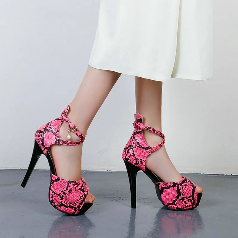 snake print PU leather women sandals platform thin high heel women summer shoes fashion buckle party ladies sandals plus size 45
snake print PU leather women sandals platform thin high heel women summer shoes fashion buckle party ladies sandals plus size 45