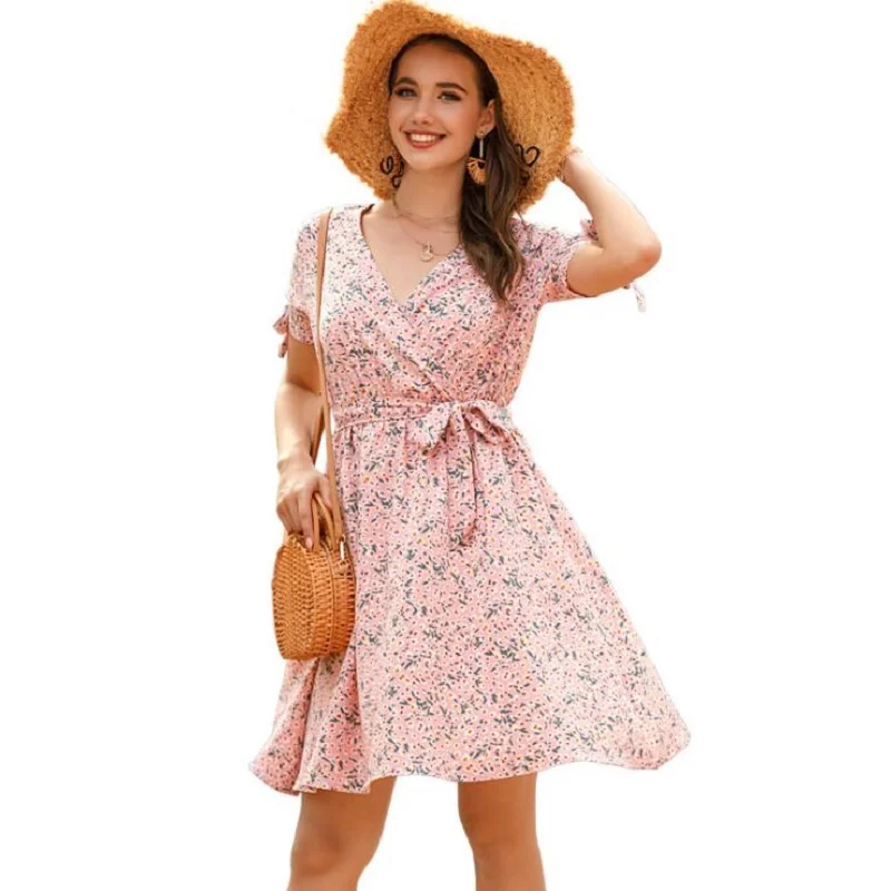 New Summer Boho Style Floral Printed Mini Dress Women Sexy V Neck Holiday Beach Dresses Vintage Short Sleeve Chiffon Dress
New Summer Boho Style Floral Printed Mini Dress Women Sexy V Neck Holiday Beach Dresses Vintage Short Sleeve Chiffon Dress
