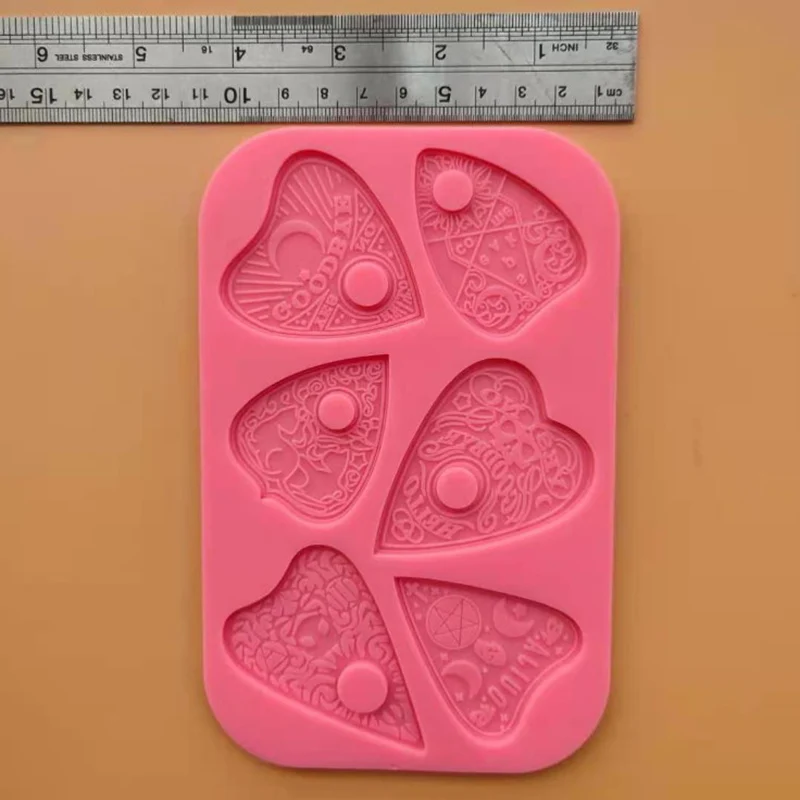 DIY Crafts Casting Tools Love Heart Divination Epoxy Resin Mold Silicone Mould 
DIY Crafts Casting Tools Love Heart Divination Epoxy Resin Mold Silicone Mould