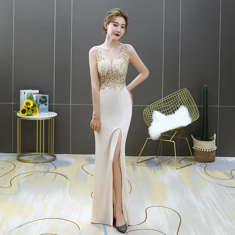 Evening Dress Champagne Empire Sleeveless Mermaid Appliques Sexy V-Neck Floor-length Plus size Women Formal Party Dresses C1283
Evening Dress Champagne Empire Sleeveless Mermaid Appliques Sexy V-Neck Floor-length Plus size Women Formal Party Dresses C1283