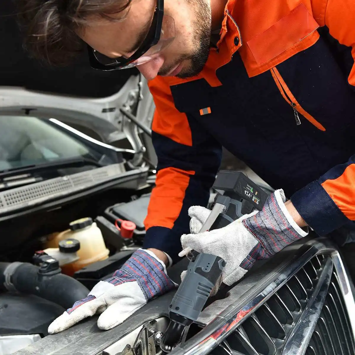 42V 3/8'' Electric Wrench Repair Tool Angle Drill Screwdriver Rechargeable LED Ratchet Right Angle Wrench Tool + 2Pcs Battery
42V 3/8'' Electric Wrench Repair Tool Angle Drill Screwdriver Rechargeable LED Ratchet Right Angle Wrench Tool + 2Pcs Battery