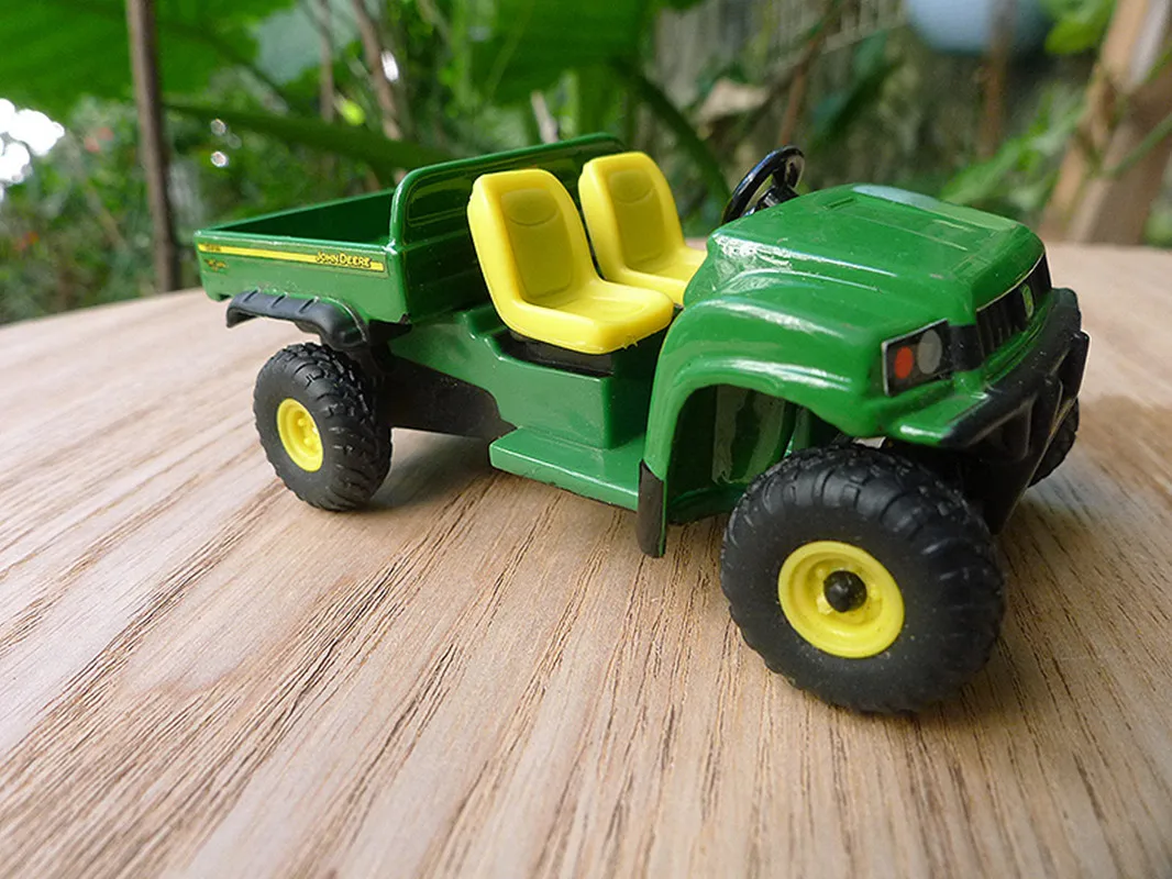 1:64 модель транспортного автомобиля из сплава, Пляжная игрушка-багги, игрушка с высокой симуляцией автомобиля, подарок для детей, бесплатная...
1:64 модель транспортного автомобиля из сплава, Пляжная игрушка-багги, игрушка с высокой симуляцией автомобиля, подарок для детей, бесплатная...