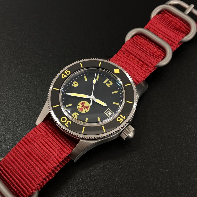STEELDIVE Stainless Steel 300m Diver Watch Mechanical Sapphire Crystal Watches Men Self Wind Diving NH35 Automatic Wristwatch
STEELDIVE Stainless Steel 300m Diver Watch Mechanical Sapphire Crystal Watches Men Self Wind Diving NH35 Automatic Wristwatch